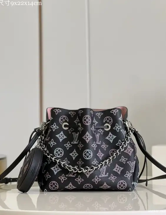 WIS VUITTON LOUIS BELLA 0620